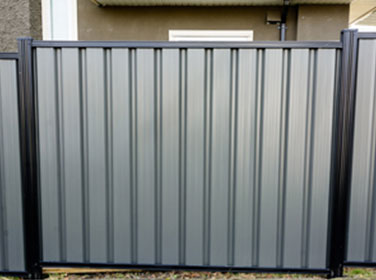 metal fence Kamloops